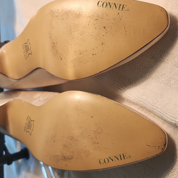 EUC Vintage Connie OPULENT IV IVORY 9B 2 INCH heel - Picture 4 of 8